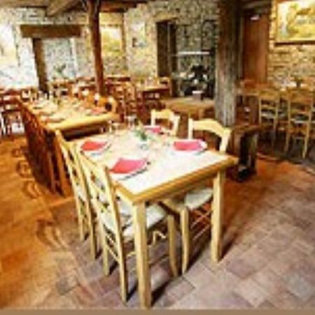 Auberge Saint Hernin Pluherlin Exterior foto